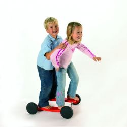 Go go pedalier acrobatique